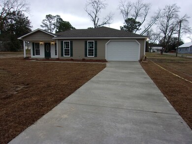95 Cedar St, Omega, GA 31775 - photo 4
