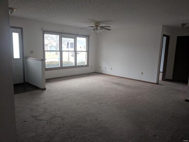 508 Birch Ln, Maryville, IL 62062 - photo 3