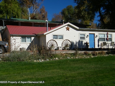 510 N 6th St, Silt, CO 81652 - photo 2