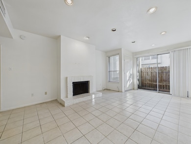 2100 Tanglewilde St unit 133, Houston, TX 77063 - photo 4
