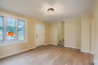 14827 Kenneth Ave, Midlothian, IL 60445 - photo 5