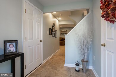 41 N Savanna Dr, Pottstown, PA 19465 - photo 4