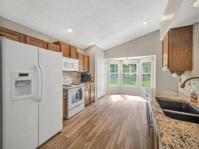 15146 Oak Chase Ct, Wellington, FL 33414 - photo 4