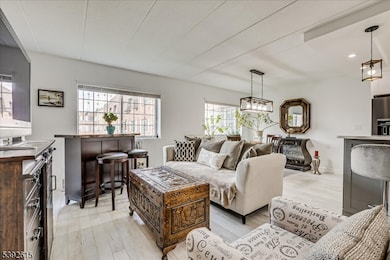 Putnam House unit 204, Union, NJ 07083 - photo 7