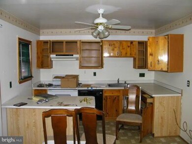 1346 Harford Square Dr, Edgewood, MD 21040 - photo 7