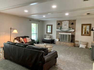 1819 Cherrybrook Dr, Nacogdoches, TX 75965 - photo 2