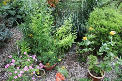 5416 Schultz Bridge Rd, Zionsville, PA 18092 - photo 6