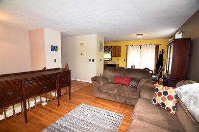 17 Cider Hill Rd, Rochester, NH 03867 - photo 3