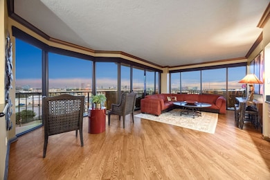 The Bristol unit 904, Houston, TX 77056 - photo 4