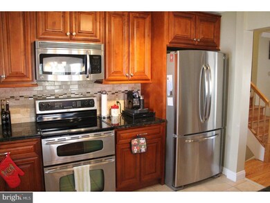 404 Edgewood Dr, Ambler, PA 19002 - photo 6