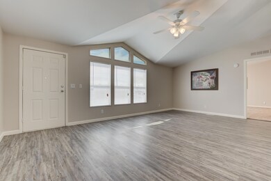 9625 E Empress Ave-7
