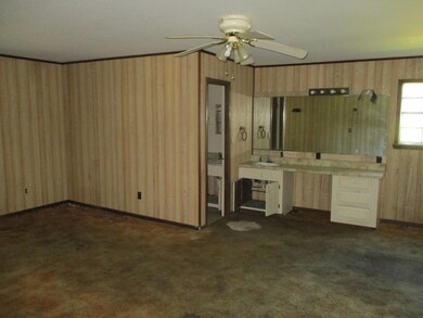 18 Gardner Rd, Laurel, MS 39443 - photo 6