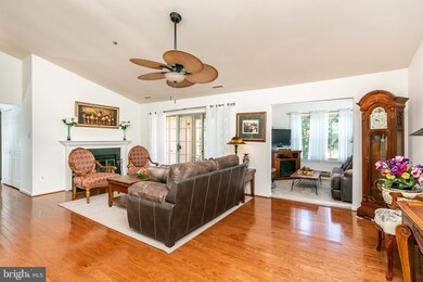 8 Rainflower Path unit 304, Sparks Glencoe, MD 21152 - photo 7