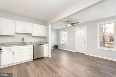 98 Lincoln Ave, Clementon, NJ 08021 - photo 7