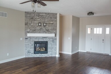 2916 E 250 N, Bluffton, IN 46714 - photo 3