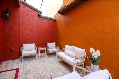 9025 Alturas St unit 3102, Naples, FL 34113 - photo 6