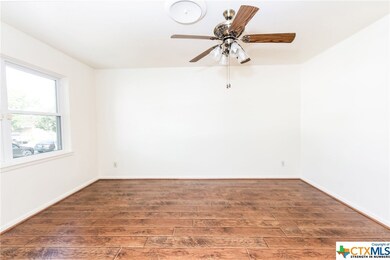 505 Joe Morse Dr, Copperas Cove, TX 76522 - photo 4