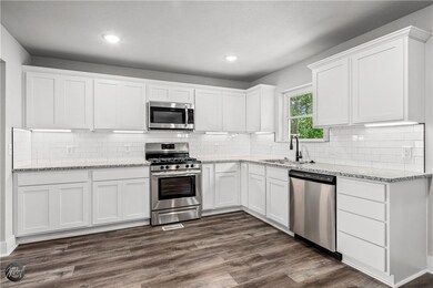 210 NW L St, Bentonville, AR 72712 - photo 5