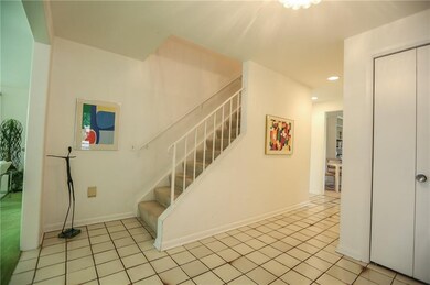 Foyer/Entry Hall