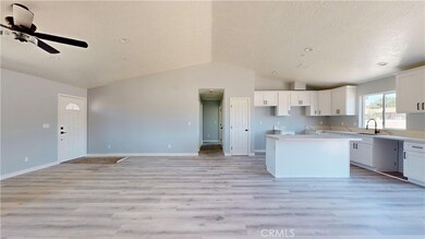 16420 Molino Dr, Victorville, CA 92395 - photo 7