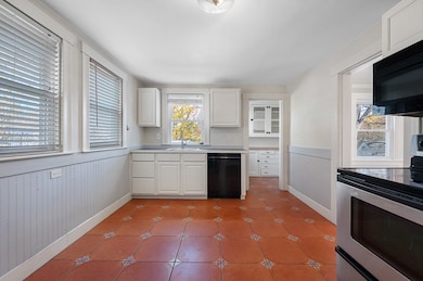 5 Summit St, Whitinsville, MA 01588 - photo 3