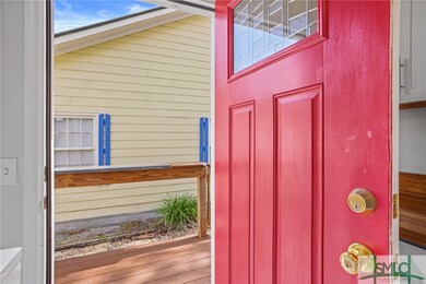 612 E Duffy St, Savannah, GA 31401 - photo 3