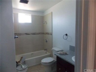 2330 E Hatchway St, Compton, CA 90222 - photo 6