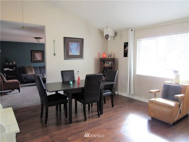 8815 Emerson Place, Everett, WA 98208 - photo 3