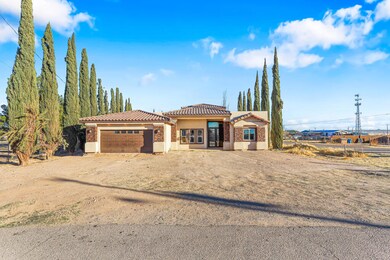 11400 Soto Ln, El Paso, TX 79927 - photo 2