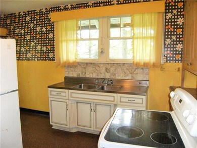 Kitchen - Breakfast Nook To Left (Not Shown)
