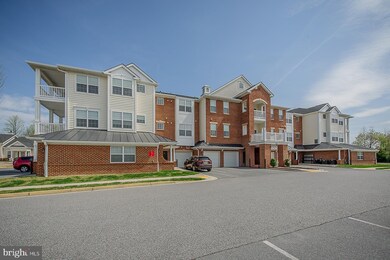 1411 Wigeon Way unit 206, Gambrills, MD 21054 - photo 2