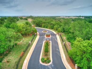 4404 Redbud Cir, Oklahoma City, OK 73111 - photo 3