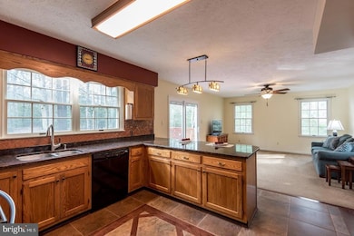 21104 Arbor Ct, Leonardtown, MD 20650 - photo 4