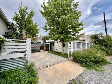 Private secure safe manual driveway gate.