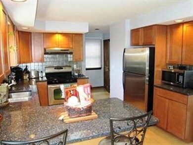 80 Milner St unit 80, Waltham, MA 02451 - photo 4