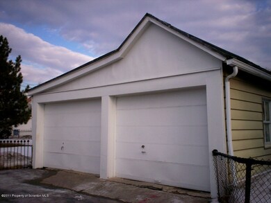 715 Hickory St, Scranton, PA 18505 - photo 2