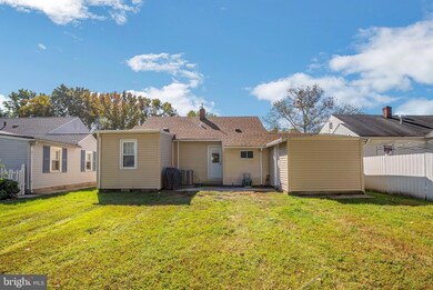 37 Pinewood Ave, Penns Grove, NJ 08069 - photo 3