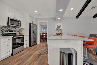 155 Linda Dr, Fredericksburg, TX 78624 - photo 6