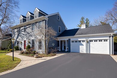 2038 Butternut Ln, Northbrook, IL 60062 - photo 2