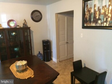 22 Roxborough Place, Willingboro, NJ 08046 - photo 2