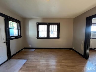 1210 Johnson St, South Bend, IN 46628 - photo 5