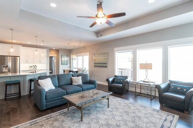 9709 Marnewood Dr, Johnston, IA 50131 - photo 6