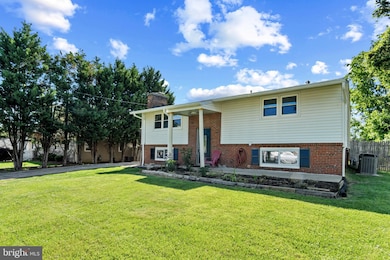 17849 Curtis Dr, Dumfries, VA 22026 - photo 3