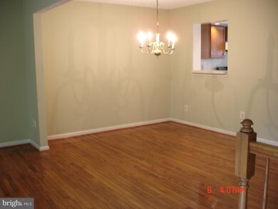 1322 Travis View Ct, Gaithersburg, MD 20879 - photo 7