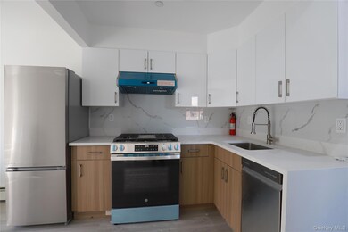 134-43 Maple Ave unit 4D, Flushing, NY 11355 - photo 2