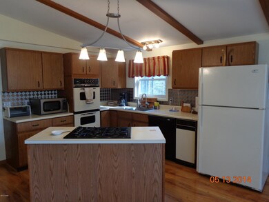 161 Marigold Ln, Milford, PA 18337 - photo 5