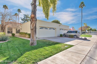 7637 S Taylor Dr, Tempe, AZ 85284 - photo 3