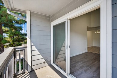 9714 Sepulveda Blvd unit 201, North Hills, CA 91343 - photo 7