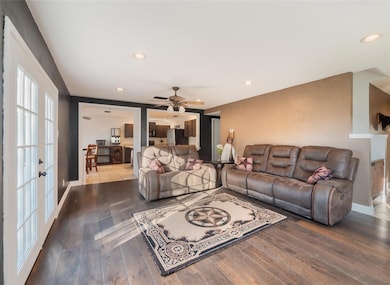 401 Bello Dr, Leander, TX 78641 - photo 5