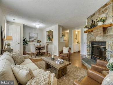 407 Palmspring Dr, Gaithersburg, MD 20878 - photo 6